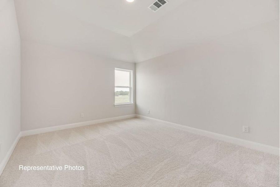 Spacious, unfurnished interior of a new home in Edgewater, Fate (Image 21).
