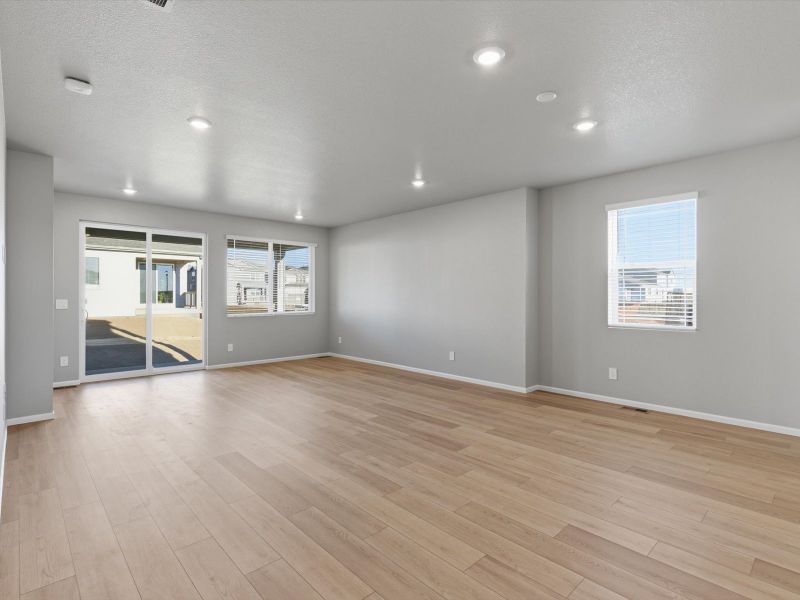 Spacious, unfurnished interior of a new home in Buffalo Highlands: The Canyon Collection, Commerce City (Image 16).