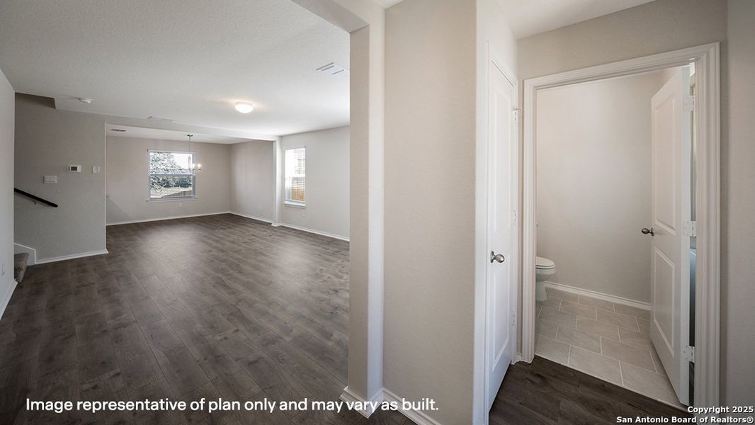 Spacious, unfurnished interior of a new home in Brookstone Creek, San Antonio (Image 21).