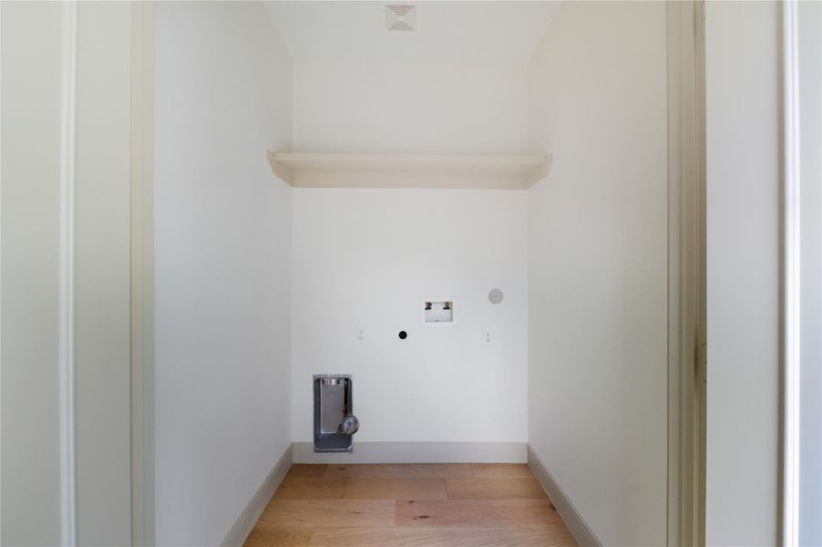 Spacious, unfurnished interior of a new home in , Houston (Image 32). Spacious, unfurnished interior of a new home in , Houston (Image 32).