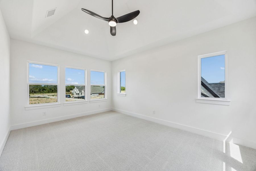 Spacious, unfurnished interior of a new home in The Parks at Wilson Creek, Celina (Image 43).