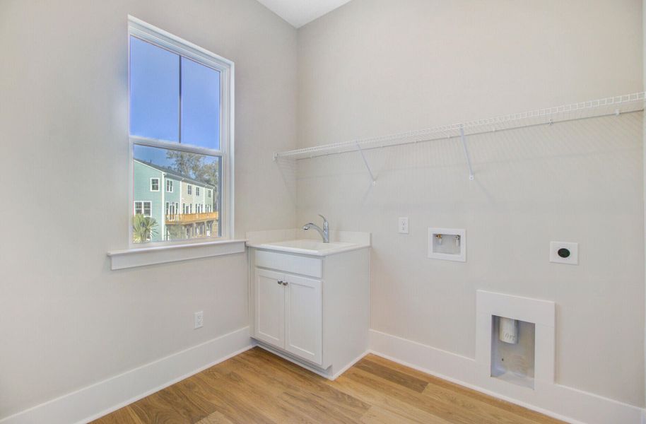 Spacious, unfurnished interior of a new home in Indigo Grove Single Family Homes, Johns Island (Image 33).
