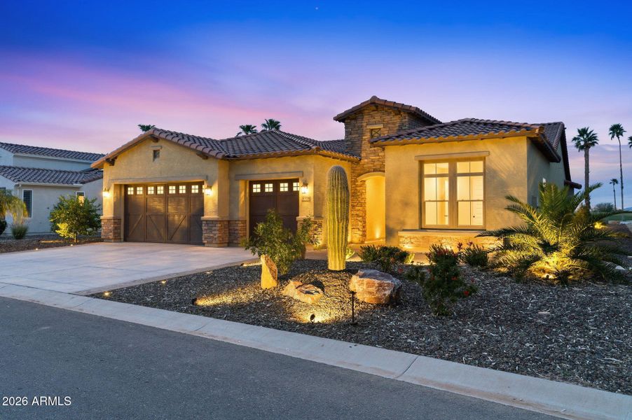 51-web-or-mls-5318 W Snowbird Dr-200