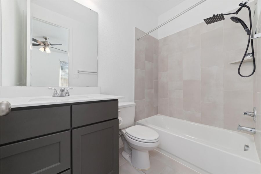 Furnished interior view inside a new home in , Fulshear (Image 5).