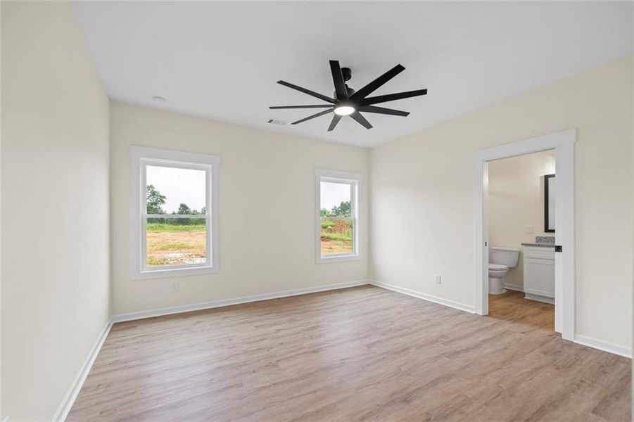 Spacious, unfurnished interior of a new home in , Toccoa (Image 7).