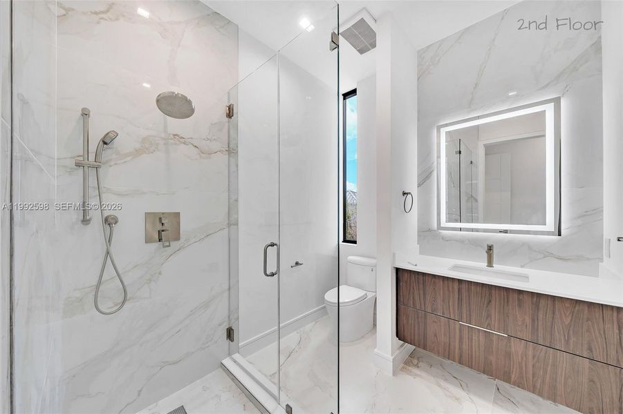 Furnished interior view inside a new home in , Key Largo (Image 20).