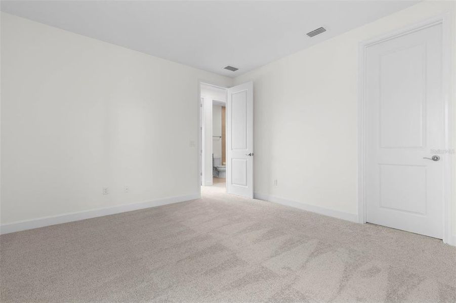 Spacious, unfurnished interior of a new home in , Palm Coast (Image 71).