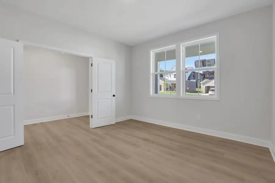Spacious, unfurnished interior of a new home in Easton Walk, Lawrenceville (Image 17).