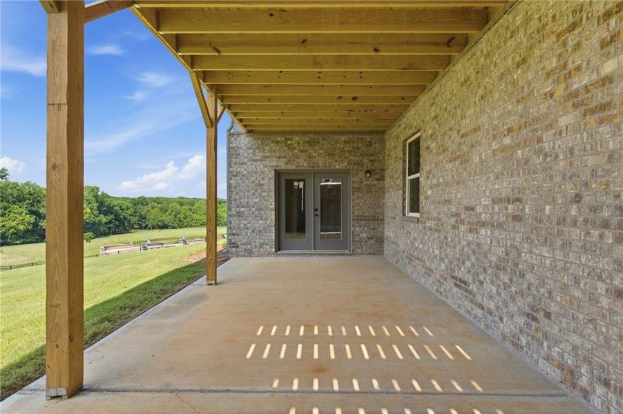 Exterior details and patio area of a home in , Jefferson (Image 34).