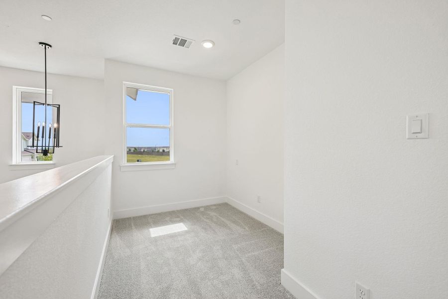 Spacious, unfurnished interior of a new home in Avery Centre, Round Rock (Image 22). Spacious, unfurnished interior of a new home in Avery Centre, Round Rock (Image 22).
