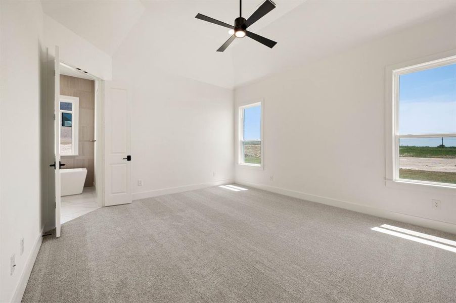 Spacious, unfurnished interior of a new home in Bella Crossing, Fort Worth (Image 38).