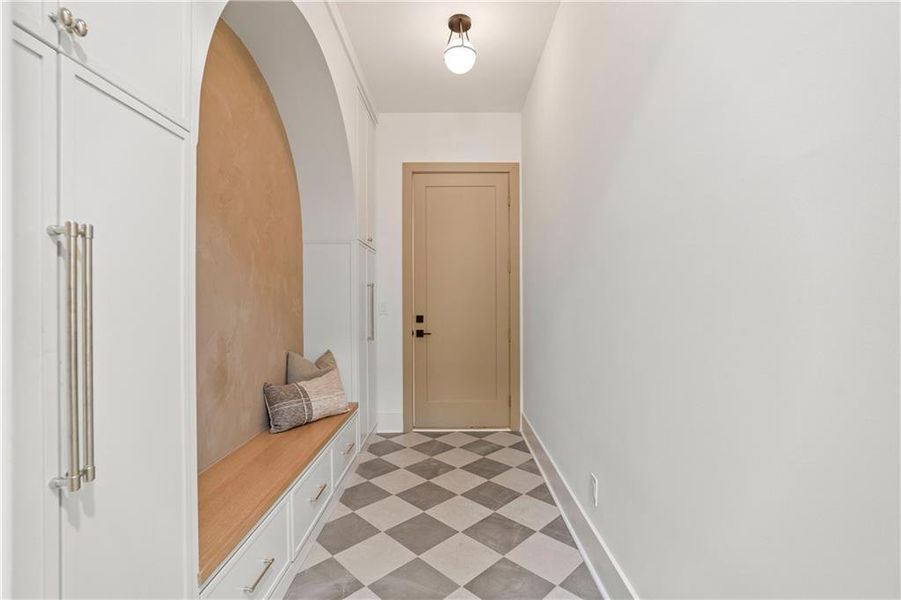 Spacious, unfurnished interior of a new home in , Lawrenceville (Image 24).