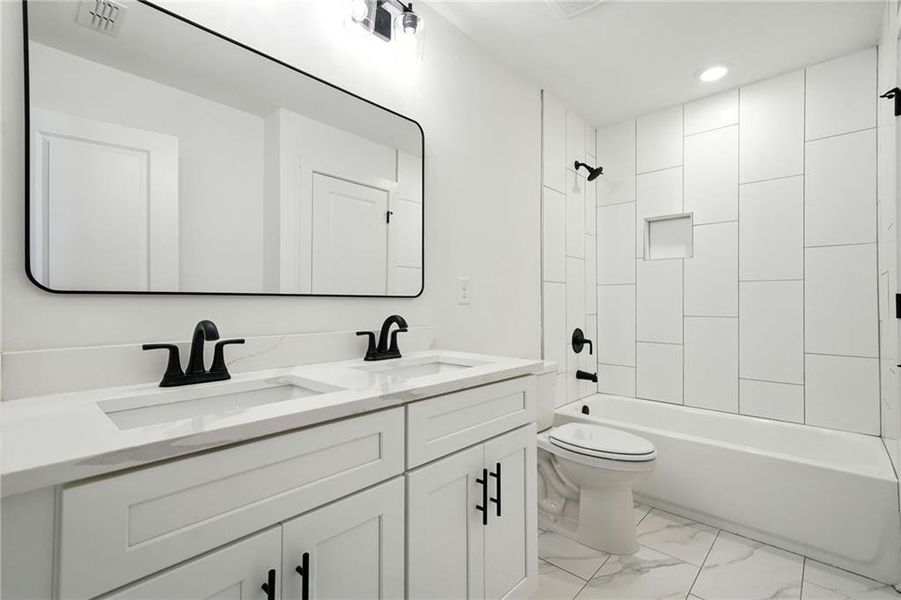 Furnished interior view inside a new home in Ferguson Corners, Emerson (Image 9). Furnished interior view inside a new home in Ferguson Corners, Emerson (Image 9).