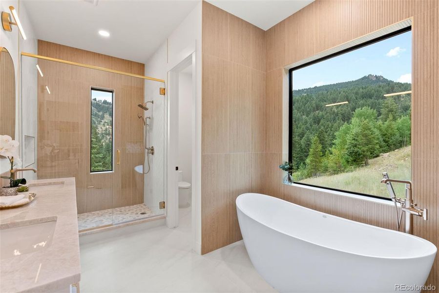 This tub is everything