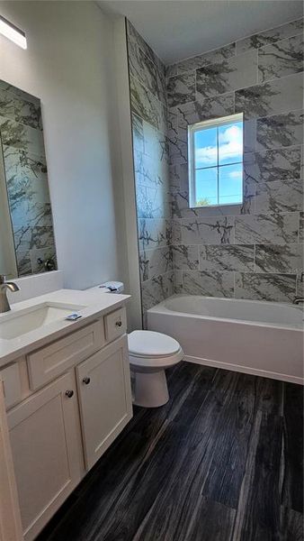 Furnished interior view inside a new home in , Port Charlotte (Image 6).