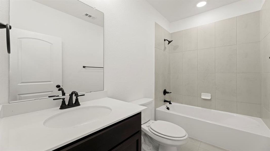 04. 3159 Duck Heights - 2ND Bath 04. 3159 Duck Heights - 2ND Bath