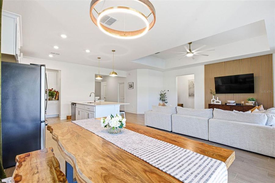 Furnished interior view inside a new home in , Lutz (Image 7).