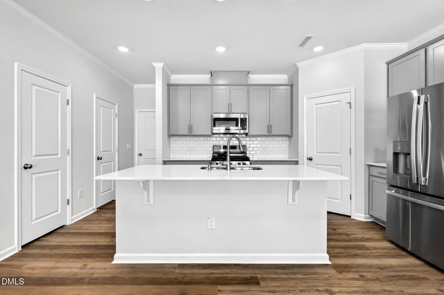 SUN_Rosedale_Pic_Sutton-14