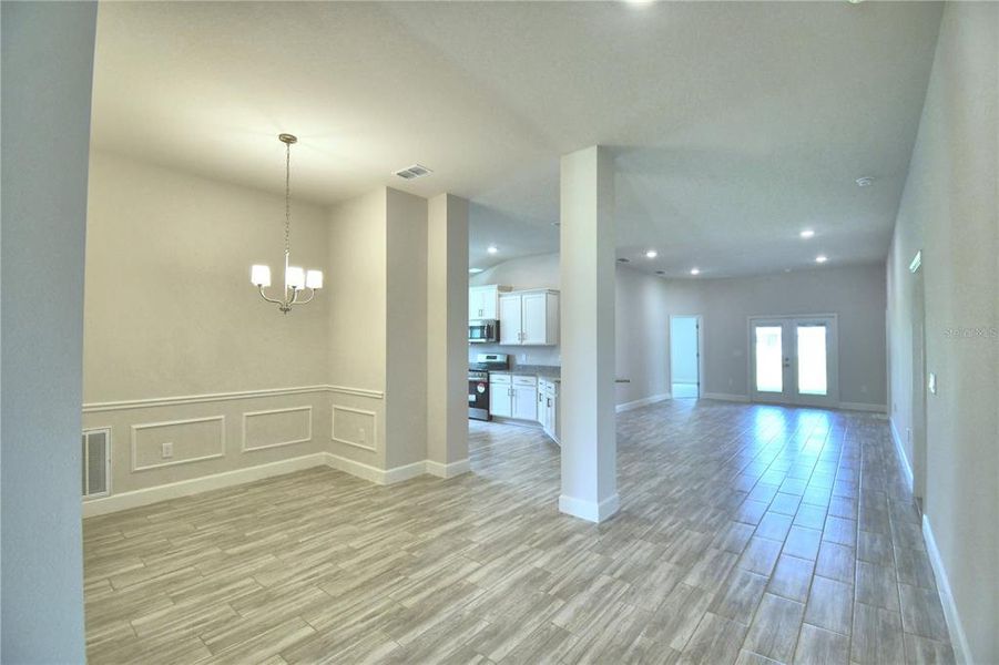 Spacious, unfurnished interior of a new home in , Auburndale (Image 40).