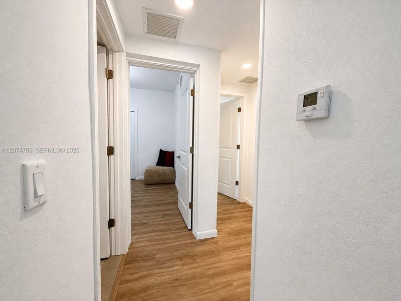 Spacious, unfurnished interior of a new home in , Hollywood (Image 21).