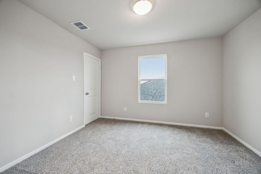 Spacious, unfurnished interior of a new home in Saint Tropez, Huffman (Image 27). Spacious, unfurnished interior of a new home in Saint Tropez, Huffman (Image 27).