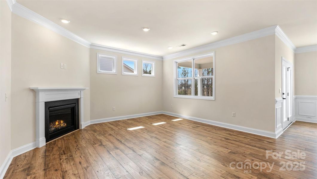 Photos are representative