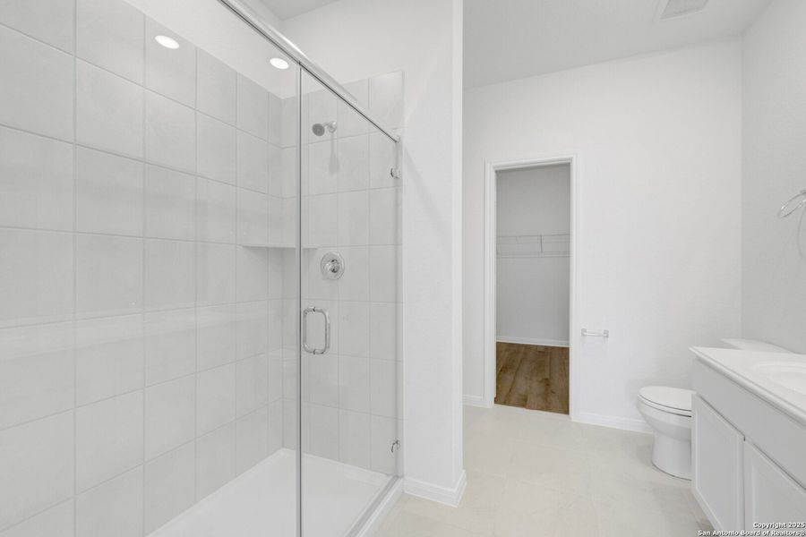 Furnished interior view inside a new home in Winding Brook, San Antonio (Image 9).