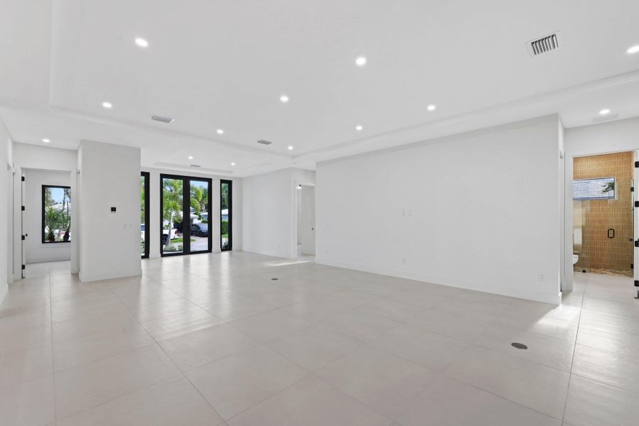 325 Cascade Lane - 13.jpg-SMALL