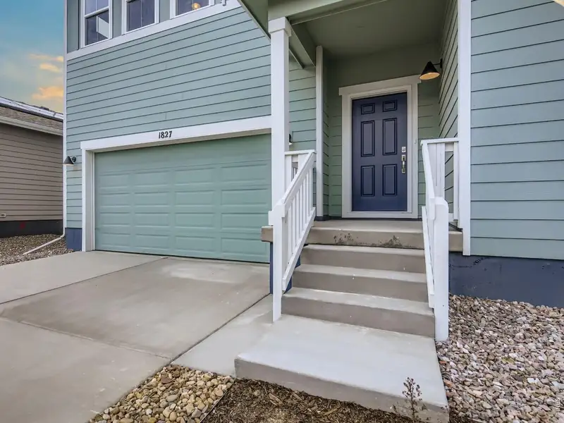Exterior details and patio area of a home in Country Club Reserve, Fort Collins (Image 3).