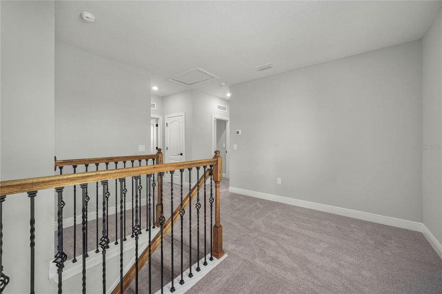 Spacious, unfurnished interior of a new home in , Kissimmee (Image 7).