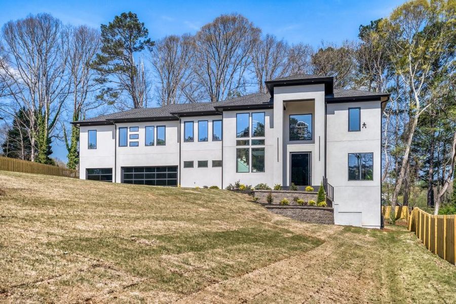 Exterior details and patio area of a home in , Lawrenceville (Image 29).