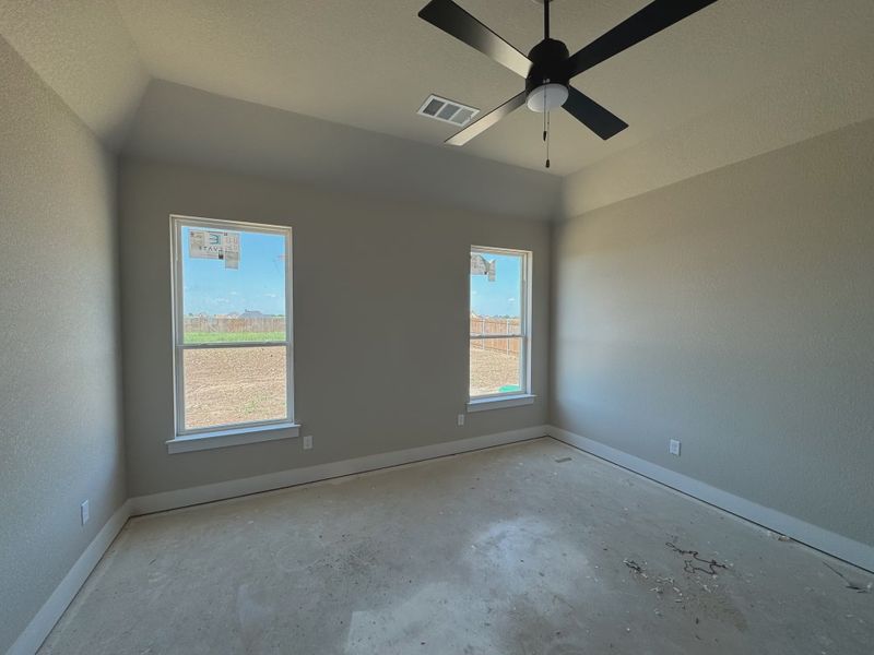 Spacious, unfurnished interior of a new home in Coyote Crossing, Godley (Image 7). Spacious, unfurnished interior of a new home in Coyote Crossing, Godley (Image 7).