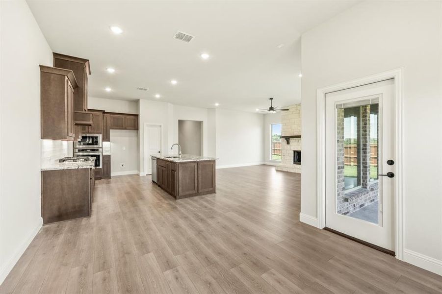 Spacious, unfurnished interior of a new home in Wildcat Ridge Phase 2 and 4, Godley (Image 20). Spacious, unfurnished interior of a new home in Wildcat Ridge Phase 2 and 4, Godley (Image 20).