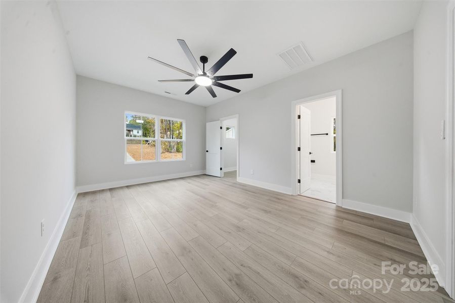 Spacious, unfurnished interior of a new home in , Mount Holly (Image 30). Spacious, unfurnished interior of a new home in , Mount Holly (Image 30).