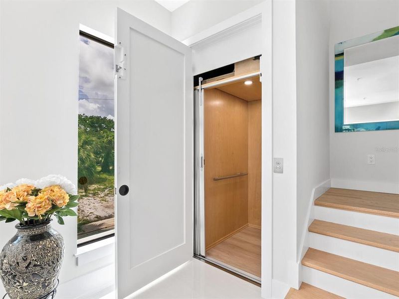 Furnished interior view inside a new home in , Sarasota (Image 34).