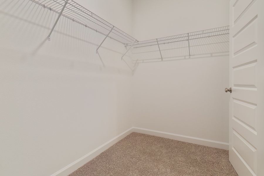 Representative unfurnished interior of a home built from the Maybell I by CJL Homes in Oak Hollow, Crestview (Image 41).