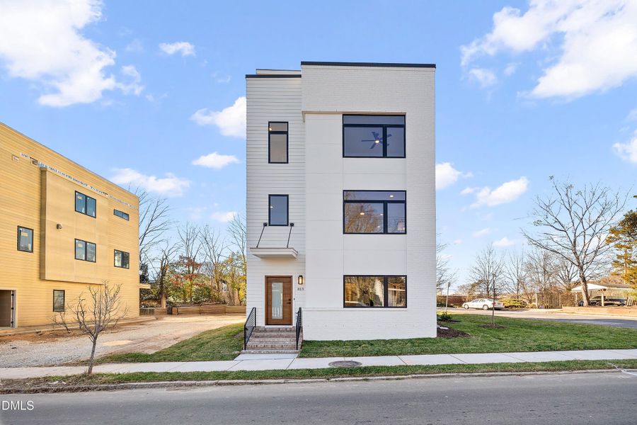 01-813 N Roxboro_6993 EDITED 01-813 N Roxboro_6993 EDITED