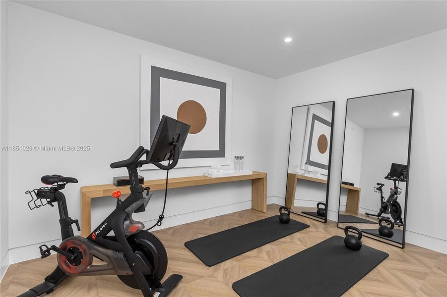 Furnished interior view inside a new home in , Pinecrest (Image 58).