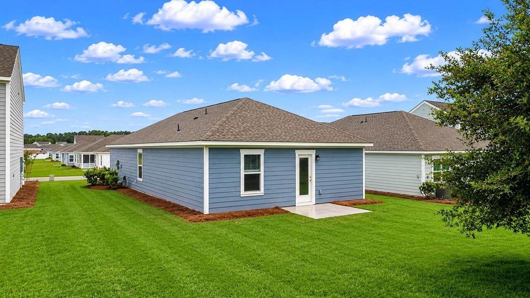 Exterior details and patio area of a home in Center Pointe, Santee (Image 3).