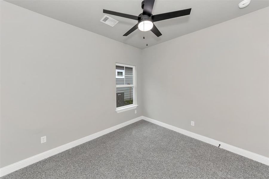 Spacious, unfurnished interior of a new home in , Lake Dallas (Image 29).