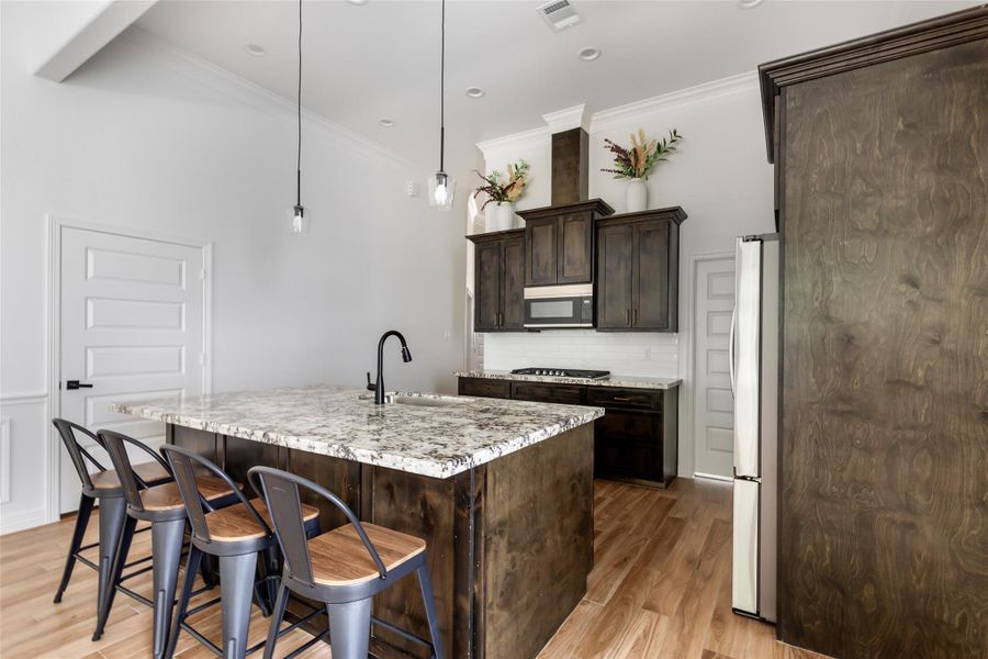 Furnished interior view inside a new home in , Anahuac (Image 7).