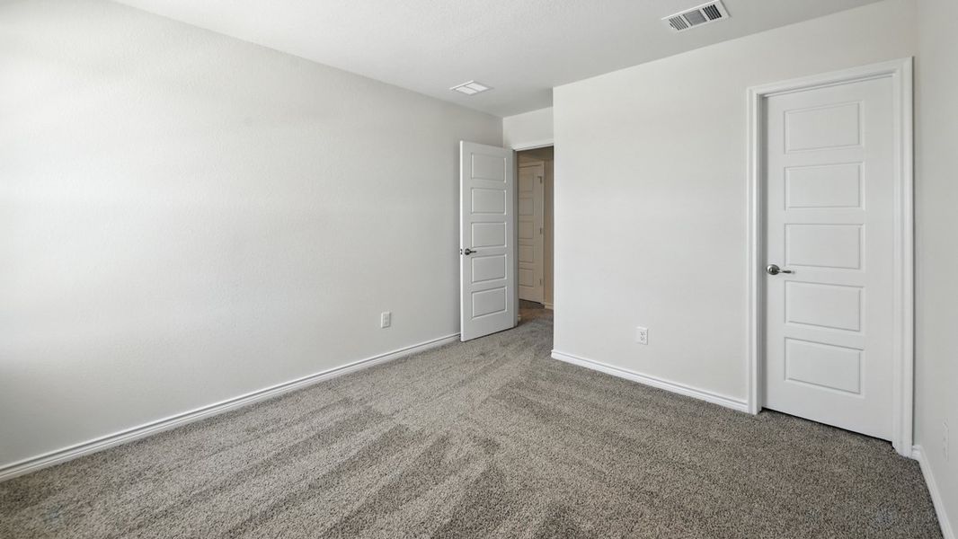 Representative unfurnished interior of a home built from the Republic by D.R. Horton in The Woods at Lindsey Place, Anna (Image 12). Representative unfurnished interior of a home built from the Republic by D.R. Horton in The Woods at Lindsey Place, Anna (Image 12).