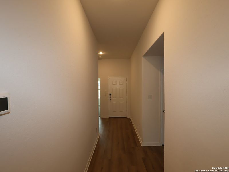 Spacious, unfurnished interior of a new home in Greenspoint Heights, Seguin (Image 43).
