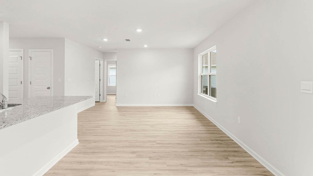 Spacious, unfurnished interior of a new home in Palmetto Bluff, Port Saint Joe (Image 18). Spacious, unfurnished interior of a new home in Palmetto Bluff, Port Saint Joe (Image 18).