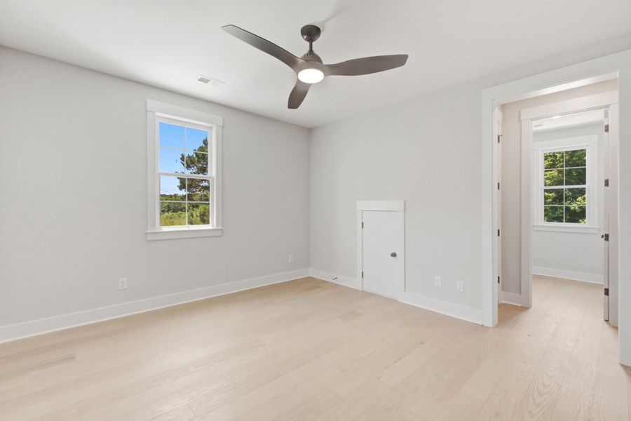 Spacious, unfurnished interior of a new home in , Johns Island (Image 58).