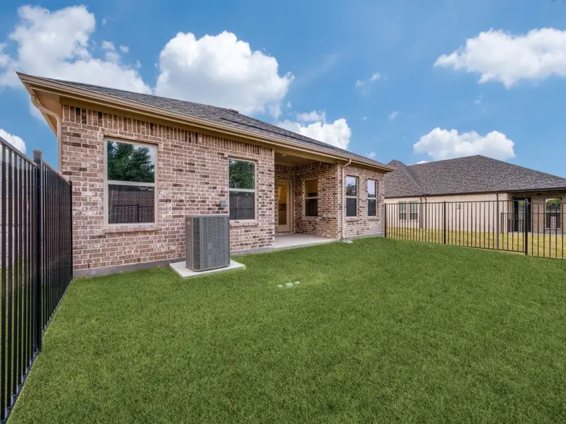 Representative exterior details of a home built from the Messina by Ladera Texas in Ladera at Tavolo Park, Fort Worth (Image 4). Representative exterior details of a home built from the Messina by Ladera Texas in Ladera at Tavolo Park, Fort Worth (Image 4).