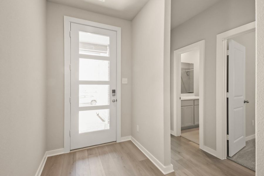 Spacious, unfurnished interior of a new home in Westridge Cove, Conroe (Image 20). Spacious, unfurnished interior of a new home in Westridge Cove, Conroe (Image 20).