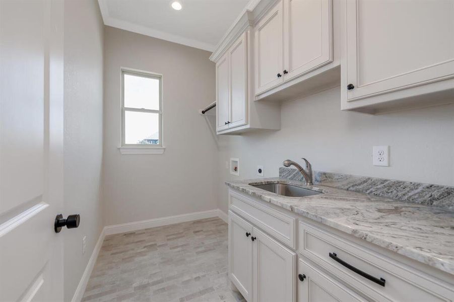 Furnished interior view inside a new home in , Waco (Image 6).