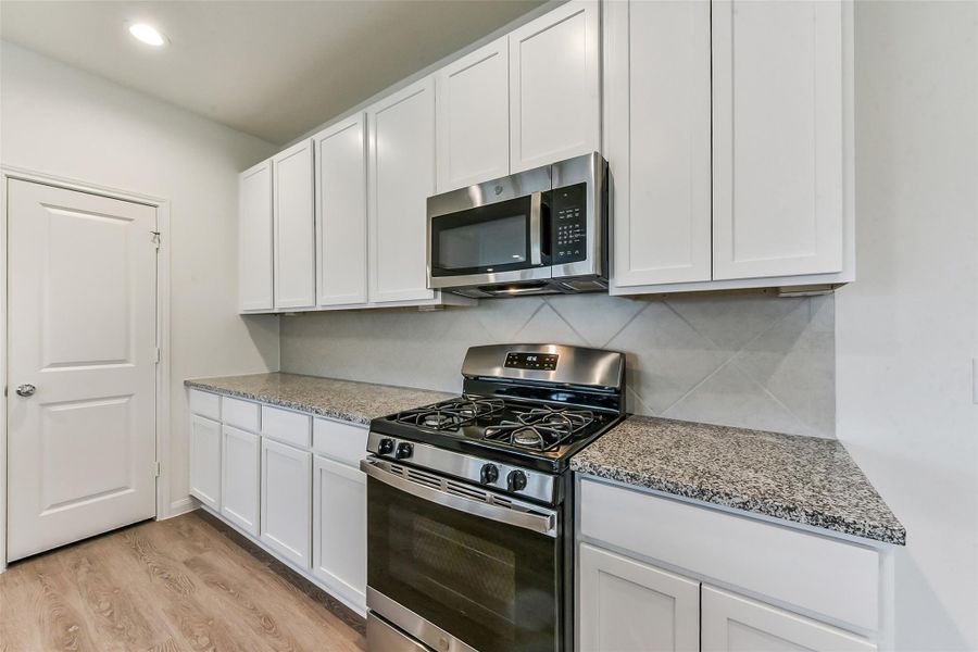 Furnished interior view inside a new home in King Oaks Village, Baytown (Image 7).