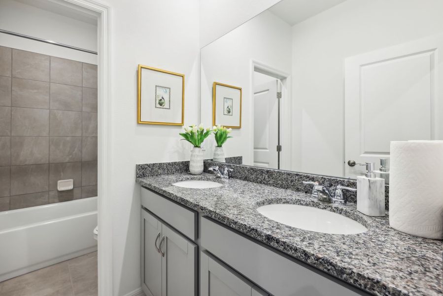 Secondary Bathroom of The Southgate at Sorrento Pines